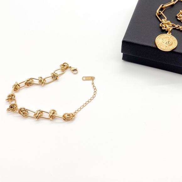 Gold Knot Bracelet - Chunky Gold Bracelet - Gold Chain Link Bracelet - 18K Gold - Picture 7 of 9